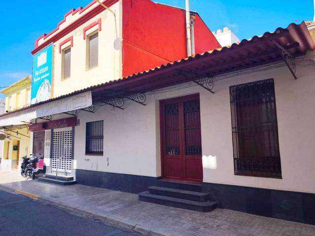 Local comercial en Venta en El Perelló