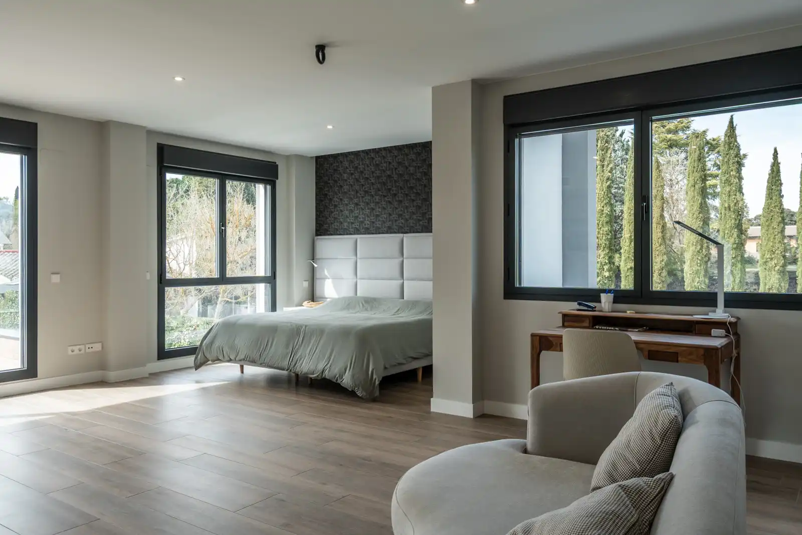 Bedroom of Houses for sale in Villanueva de la Cañada  with Air Conditioner, Heating and Private garden