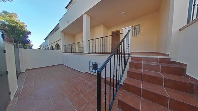 Casa adosada en Venta en Urb El Nogal C/ Josefa Morales  en Churriana - El Pizarrillo - La Noria-Guadalsol