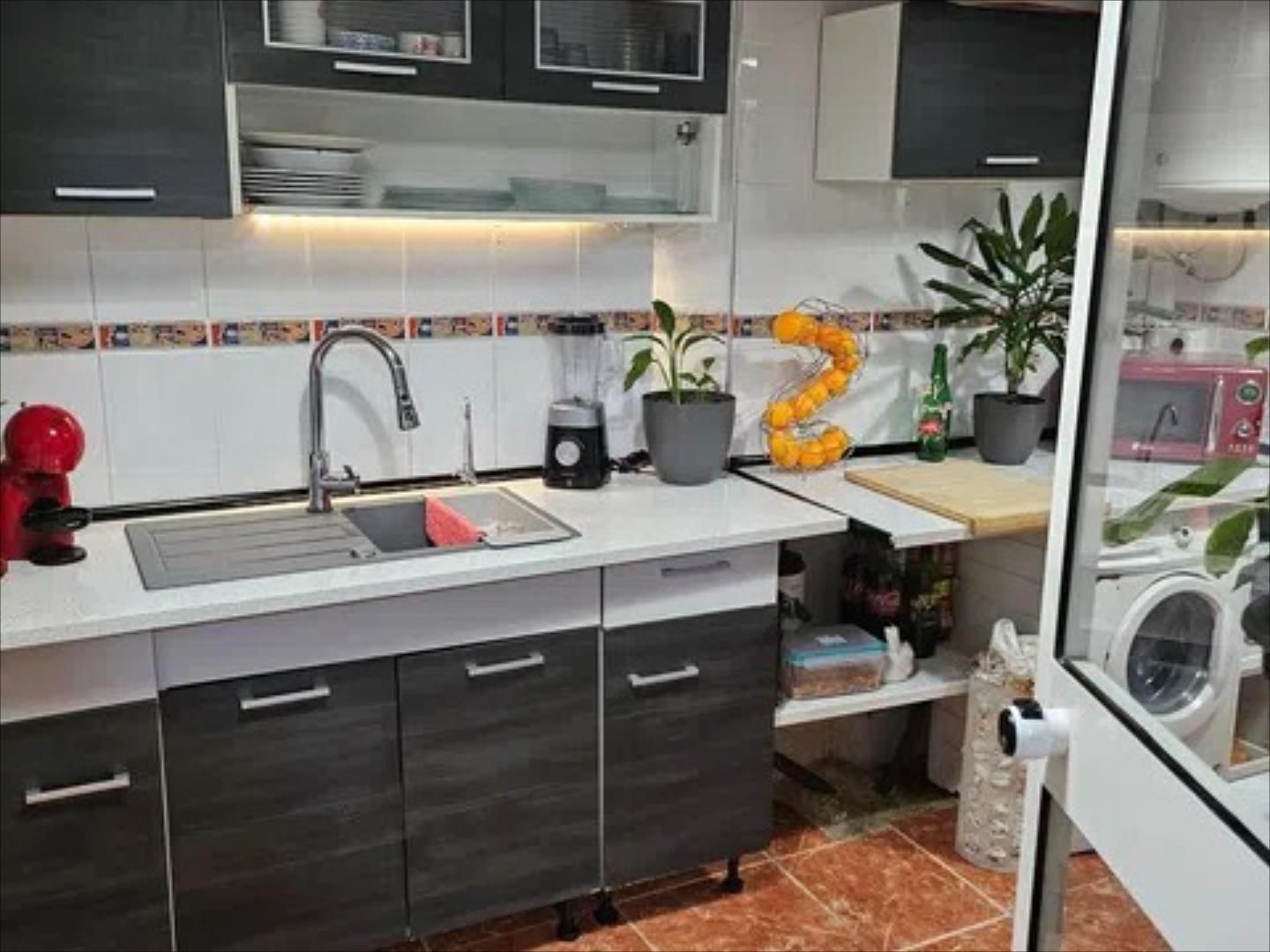 Kitchen of Apartment for sale in  Valencia Capital  with Terrace and Storage room