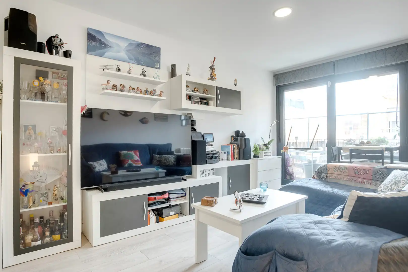 Living room of Flat for sale in Badalona  with Heating, Swimming Pool and Balcony
