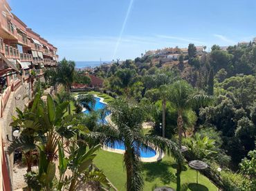 Apartament amb piscina en venda a Calle Las Dalias, 6 - 29640 Fuengirola