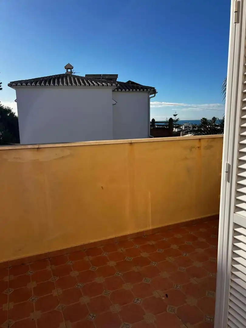 Terrassa de Casa o xalet en venda en Vélez-Málaga amb Terrassa, Traster i Alarma