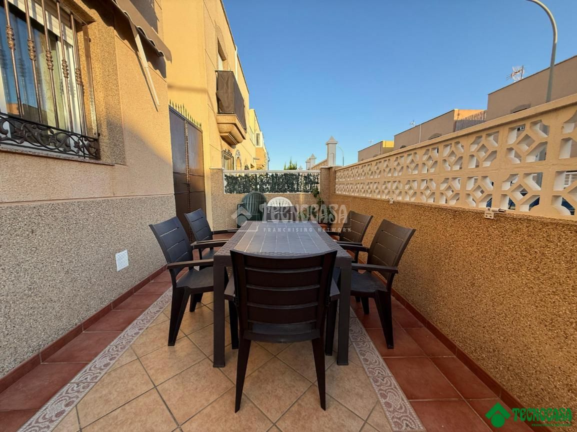 Terrace of Single-family semi-detached for sale in Níjar