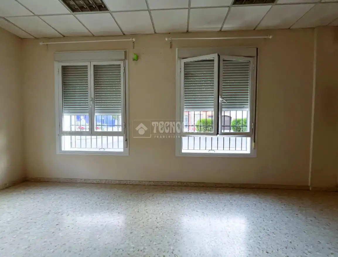 Commercial properties for rent in Pilas
