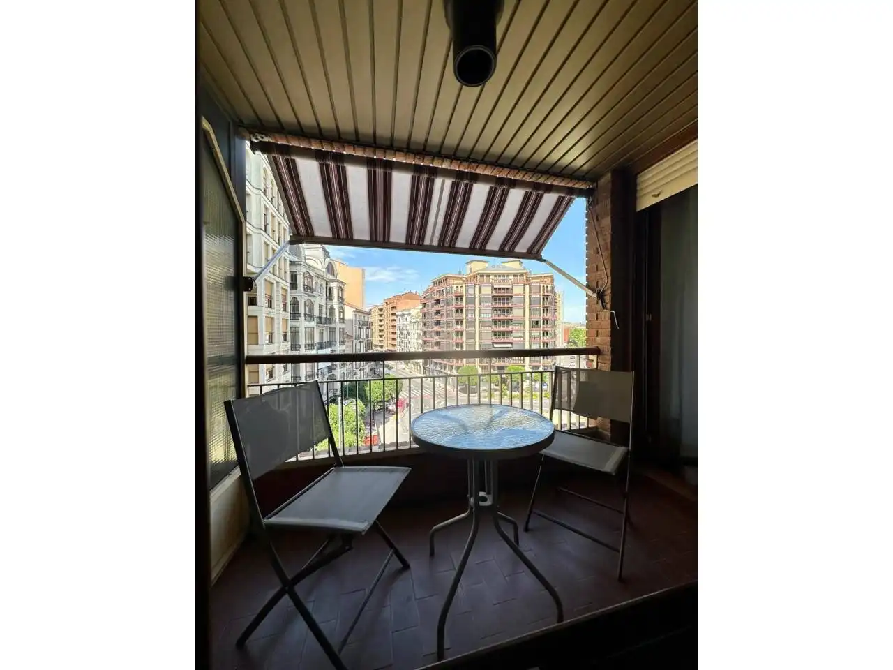 Terrasse von Wohnung zur Miete in  Logroño mit Heizung, Terrasse und Abstellraum