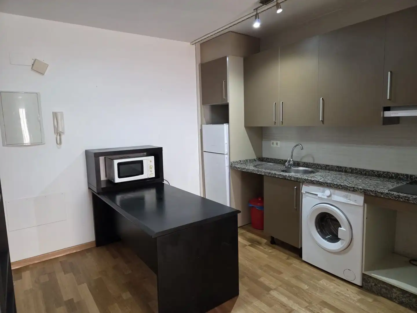 Kitchen of Apartments for rent in Benalmádena  with Furnished
