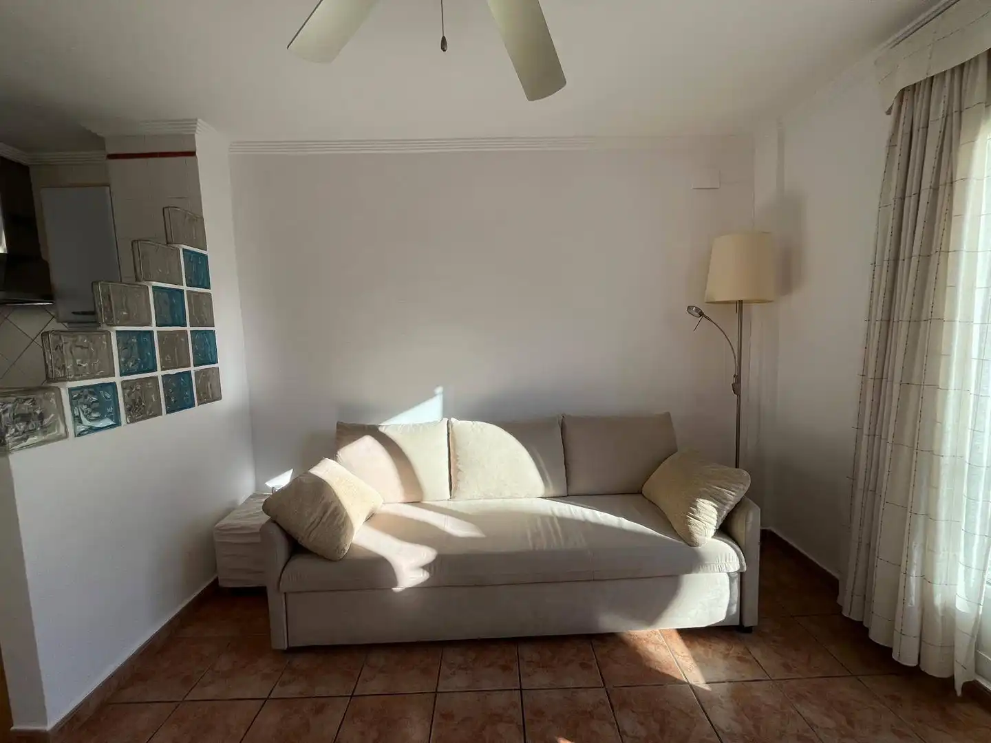 Living room of Attic for sale in Elche / Elx  with Terrace and Furnished