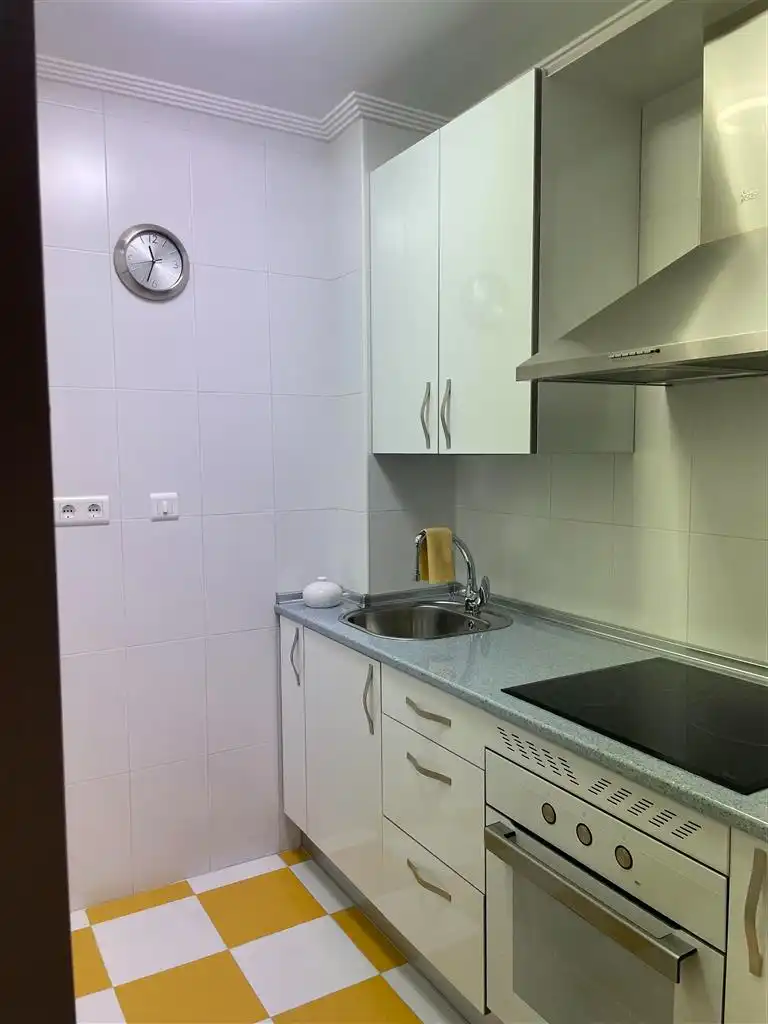Küche von Wohnung zum Verkauf in San Vicente de la Barquera mit Heizung, Abstellraum und Möbliert