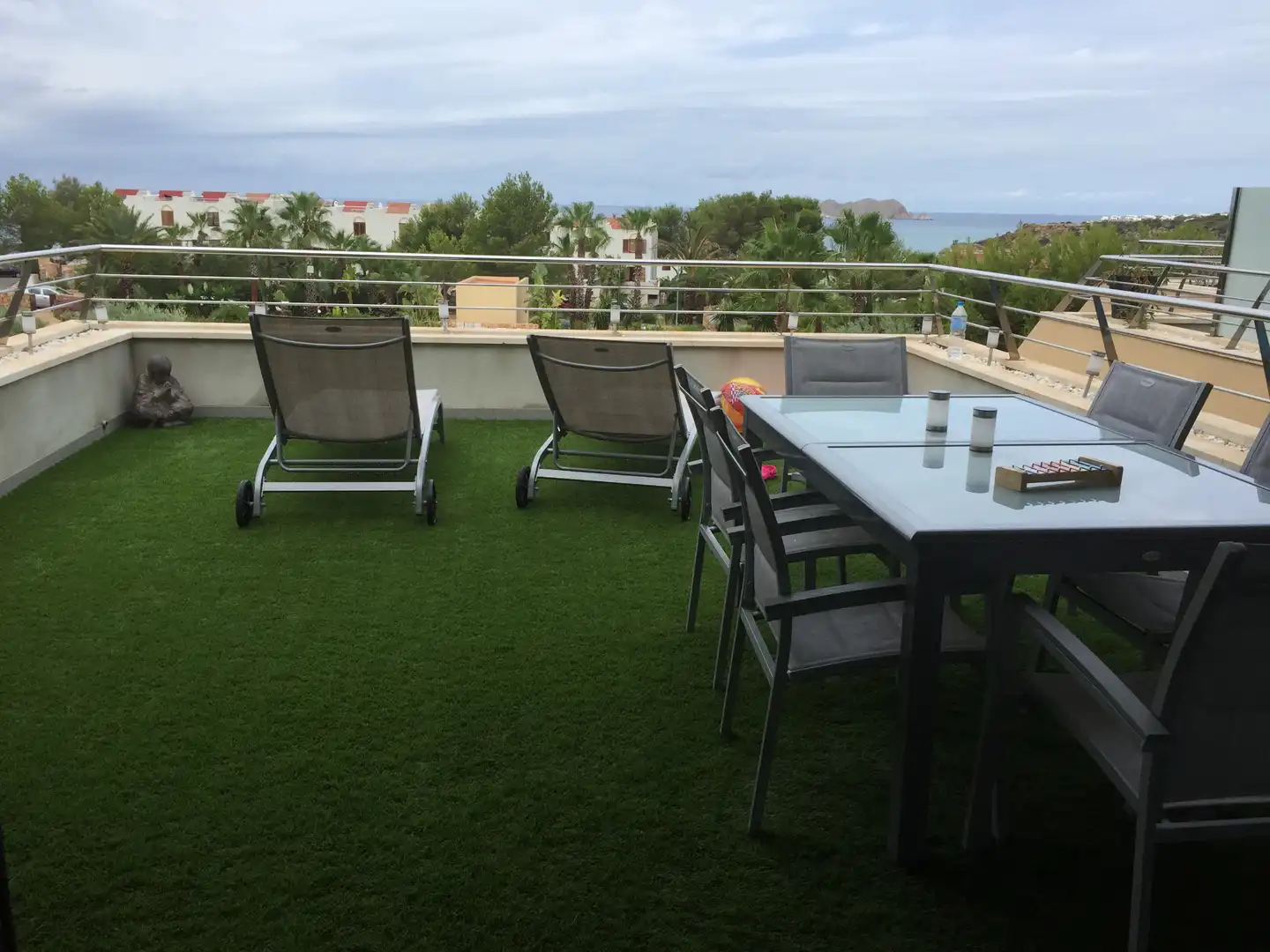 Terrasse von Wohnung zur Miete in Sant Josep de sa Talaia mit Klimaanlage, Heizung und Privatgarten