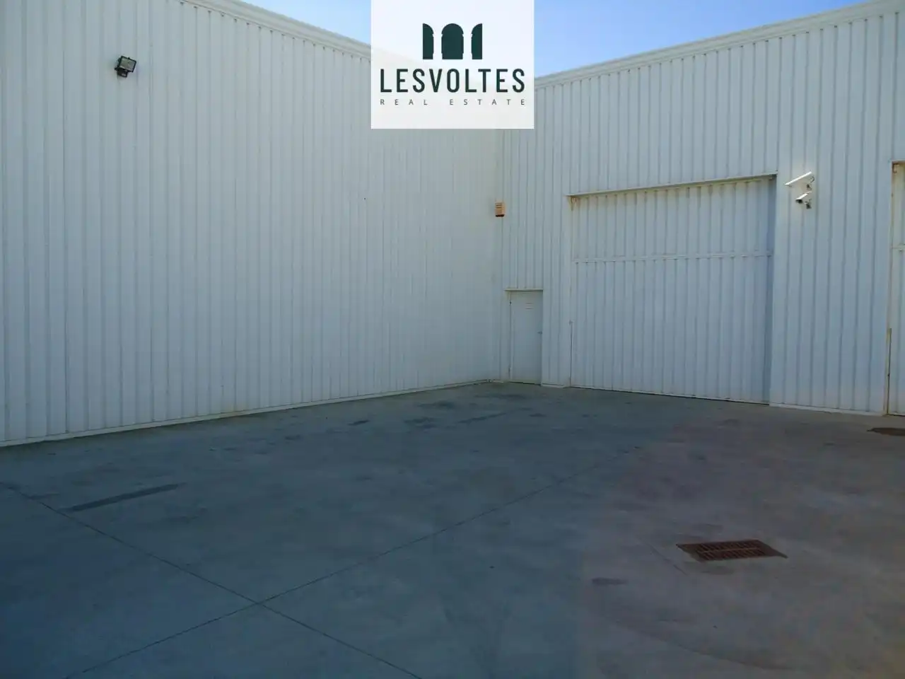 Vista exterior de Nave industrial en venta en Residencial Begur - Esclanyà