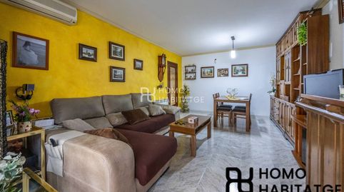 Foto 2 de Piso en venta en Calle Enric Granados, Centre - Eixample – Can Llobet, Barberà del Vallès