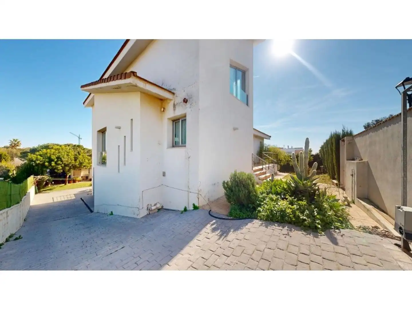Vista exterior de Casa o xalet en venda en Rocafort amb Jardí privat, Terrassa i Piscina