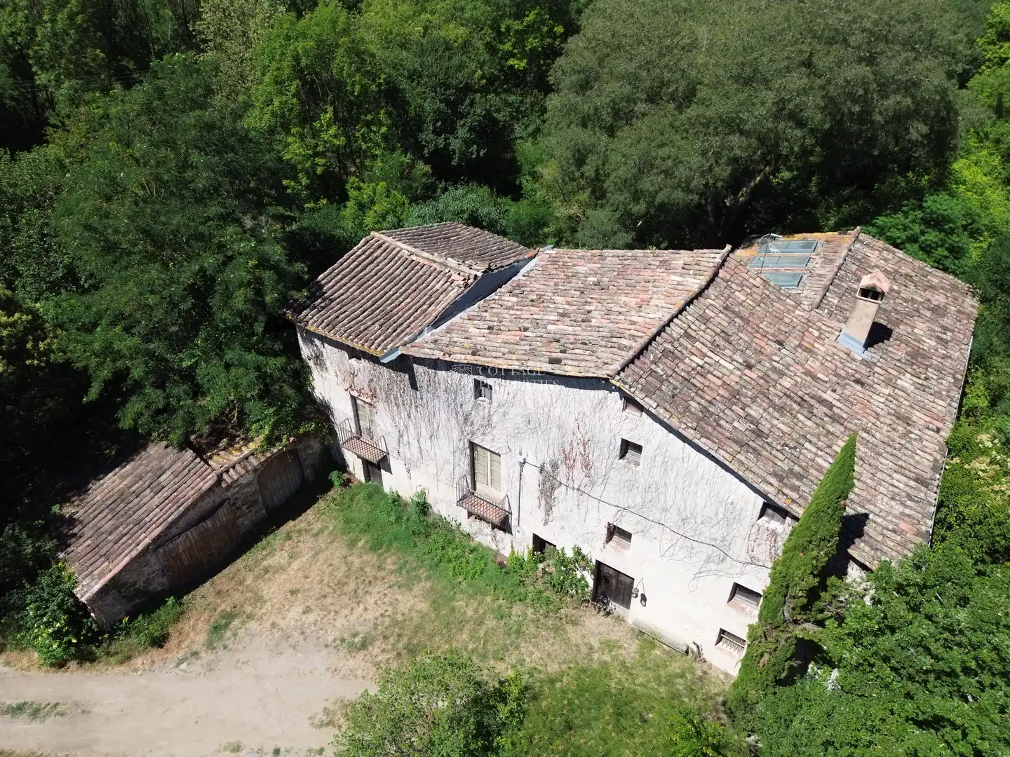 Casa rustica con giardino in vendita a Diseminat Afores, imagen 2