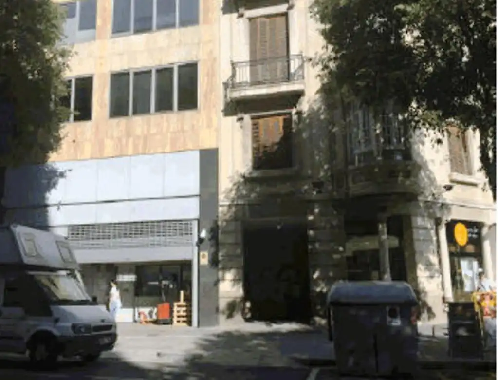 Parking à vendre à CONSELL DE CENT, imagen 2