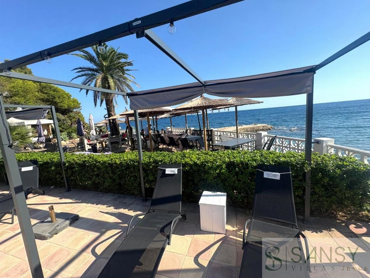 Edificio en venta en Pinar del Advocat - Cometa