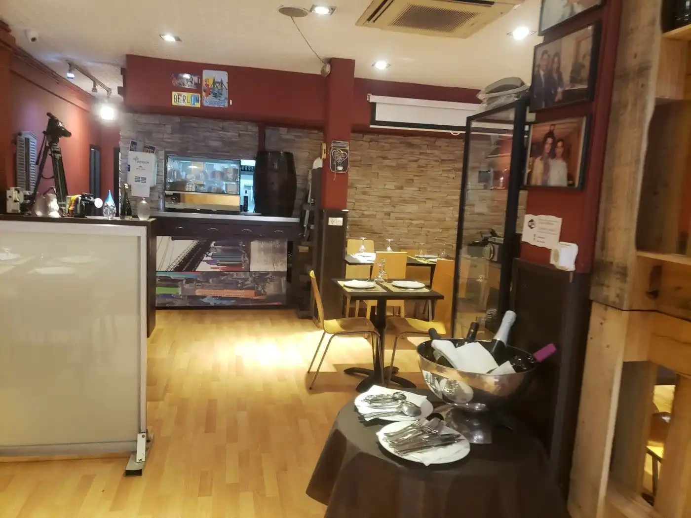 Business premises for transfer in Ciutat Vella, imagen 5