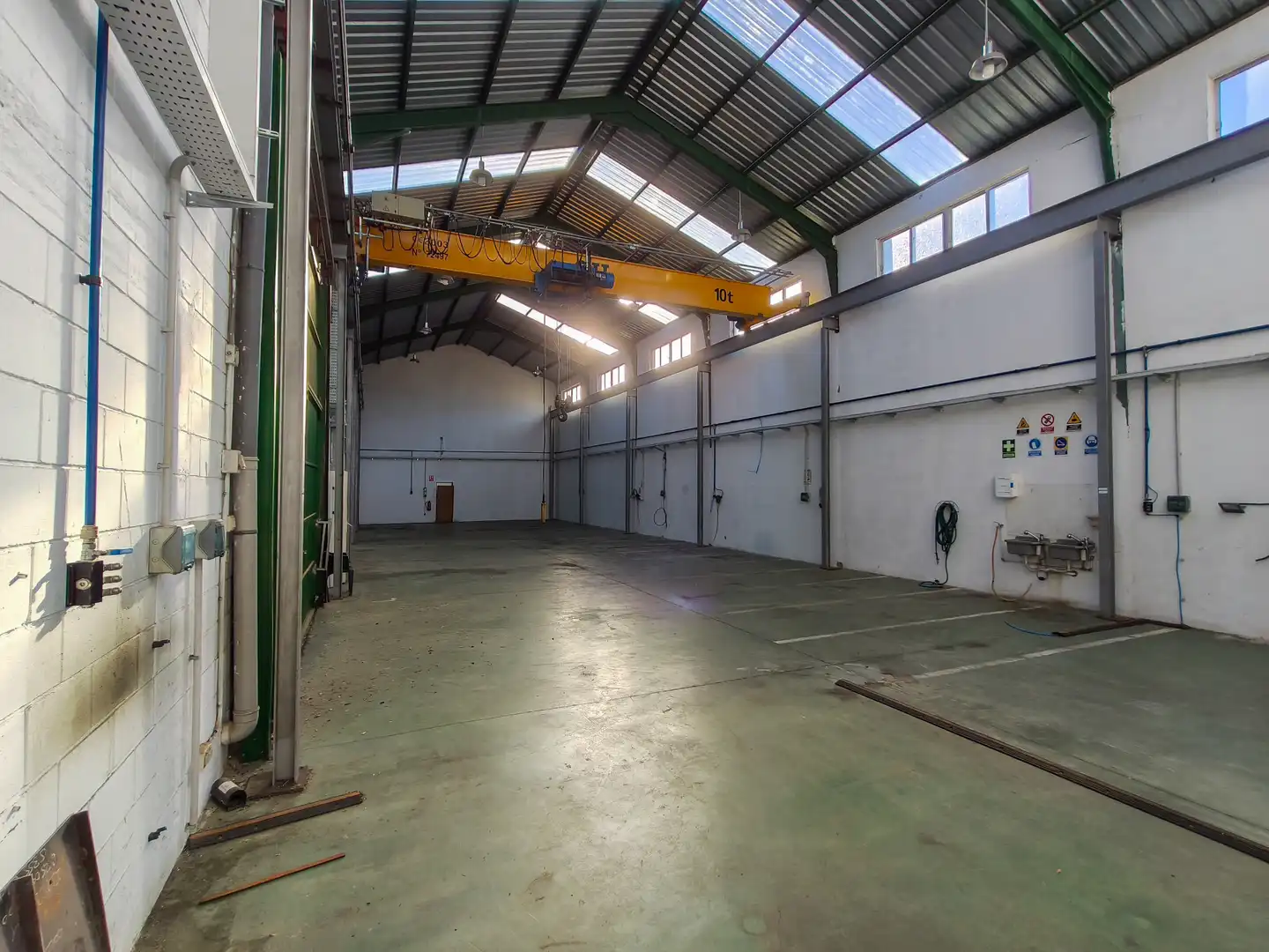 Nave industrial de alquiler en Ibi con Alarma