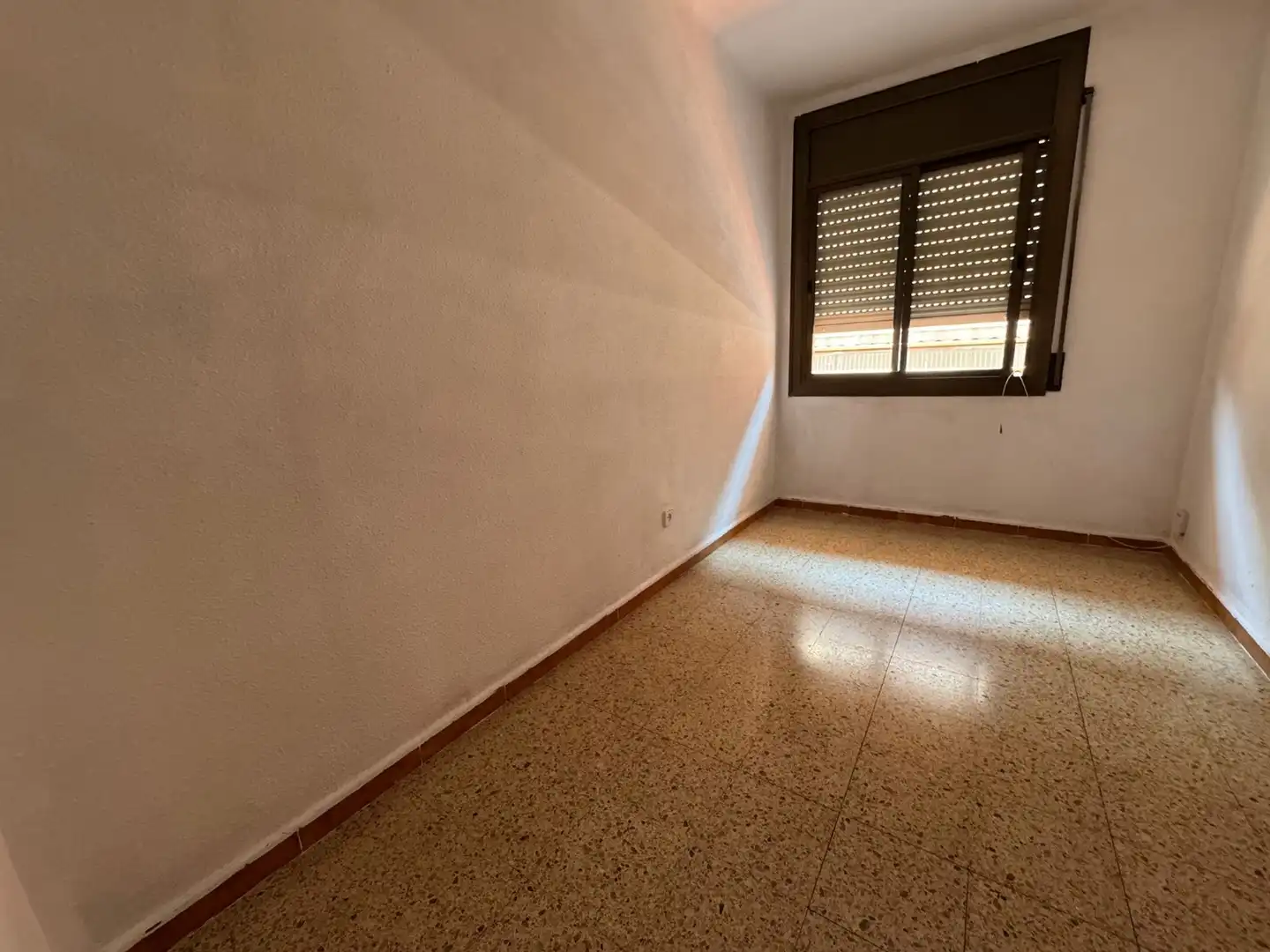 Habitación de Piso en venta en Cerdanyola del Vallès con Horno y Balcón