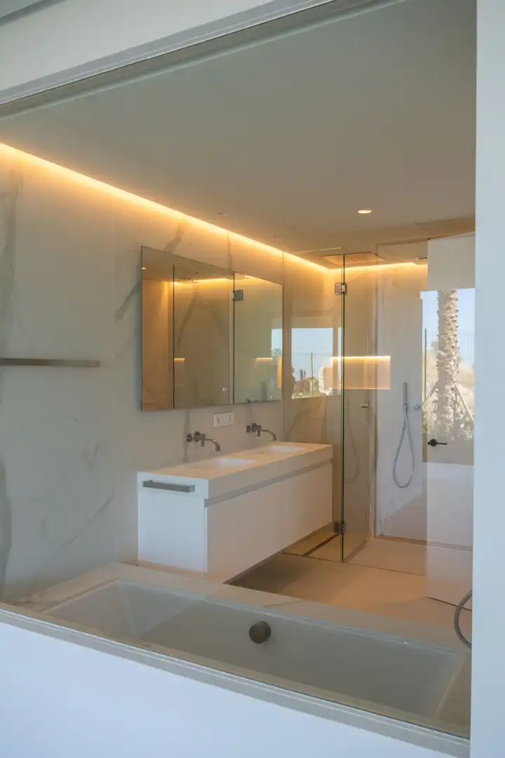 Bathroom of Ground floor for sale in Ojén  with Air Conditioner, Private garden and Terrace