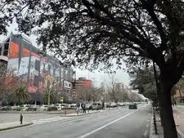 Vista exterior de Edifici en venda en Ciutat Vella 