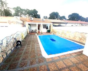 Swimming pool of Single-family semi-detached for sale in Escatrón  with Air Conditioner, Private garden and Storage room