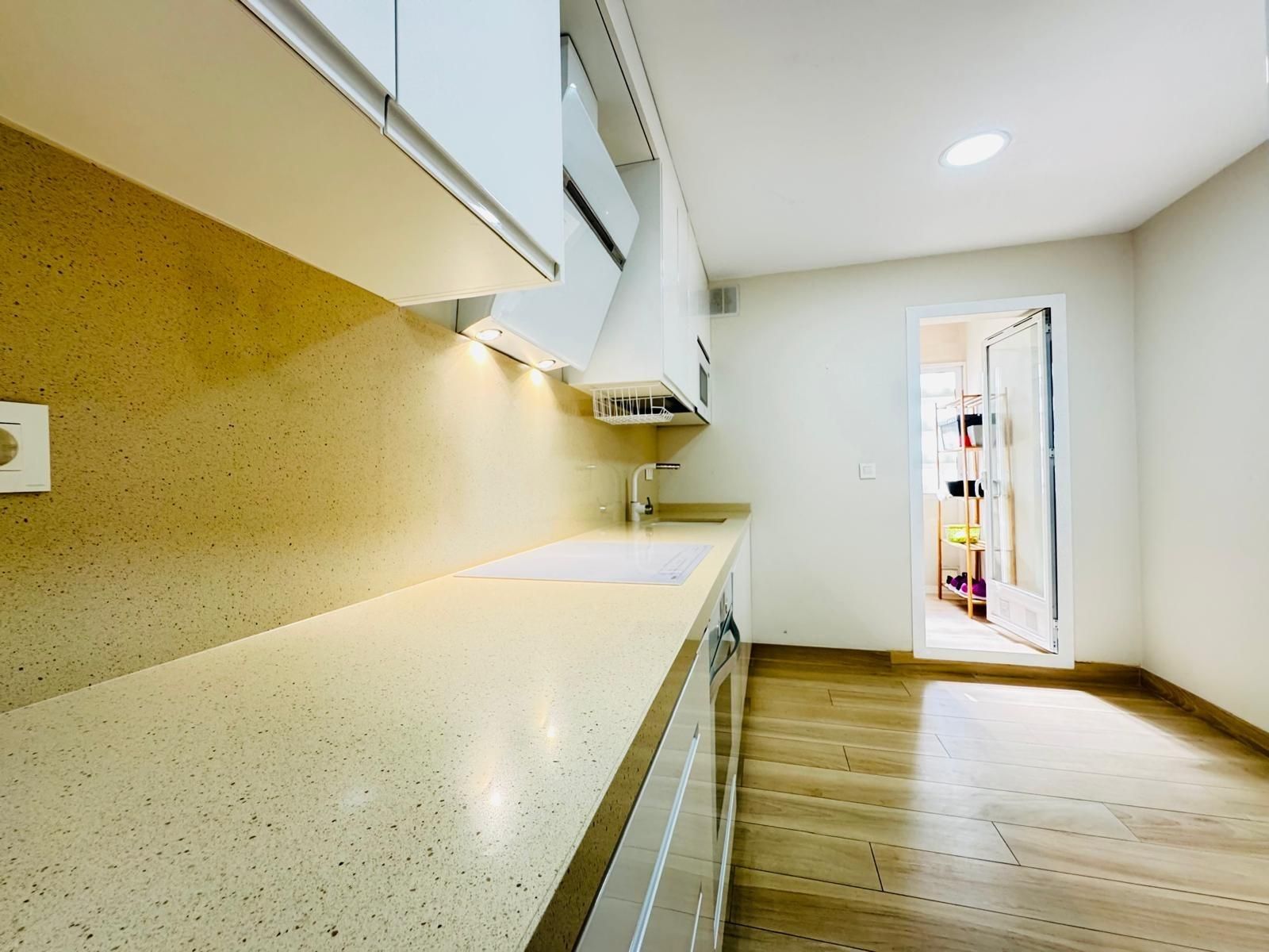 Cuina de Pis en venda en Algeciras amb Terrassa