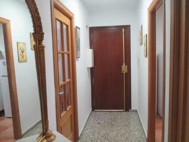 Wohnung zur Miete in Granada mit Klimaanlage, Möbliert und Balkon