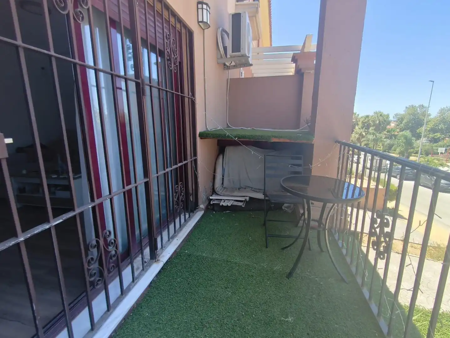 Balcony of Detached homes for sale in La Línea de la Concepción  with Air Conditioner, Private garden and Balcony