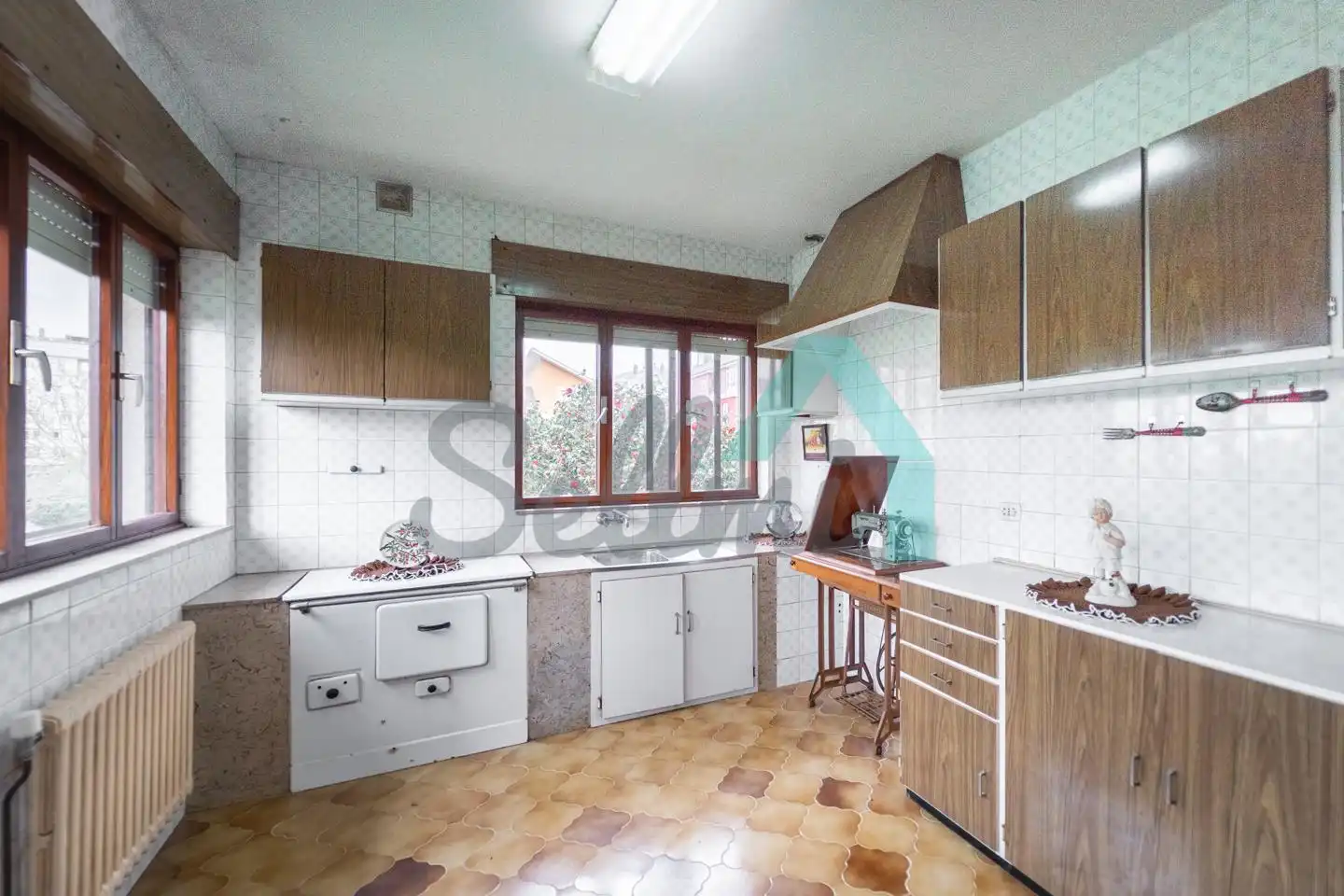 Cocina de Casa o chalet en venta en Ribadeo con Calefacción, Jardín privado y Parquet