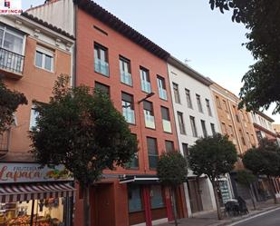 Exterior view of Duplex for sale in Valladolid Capital  with Air Conditioner, Heating and Balcony