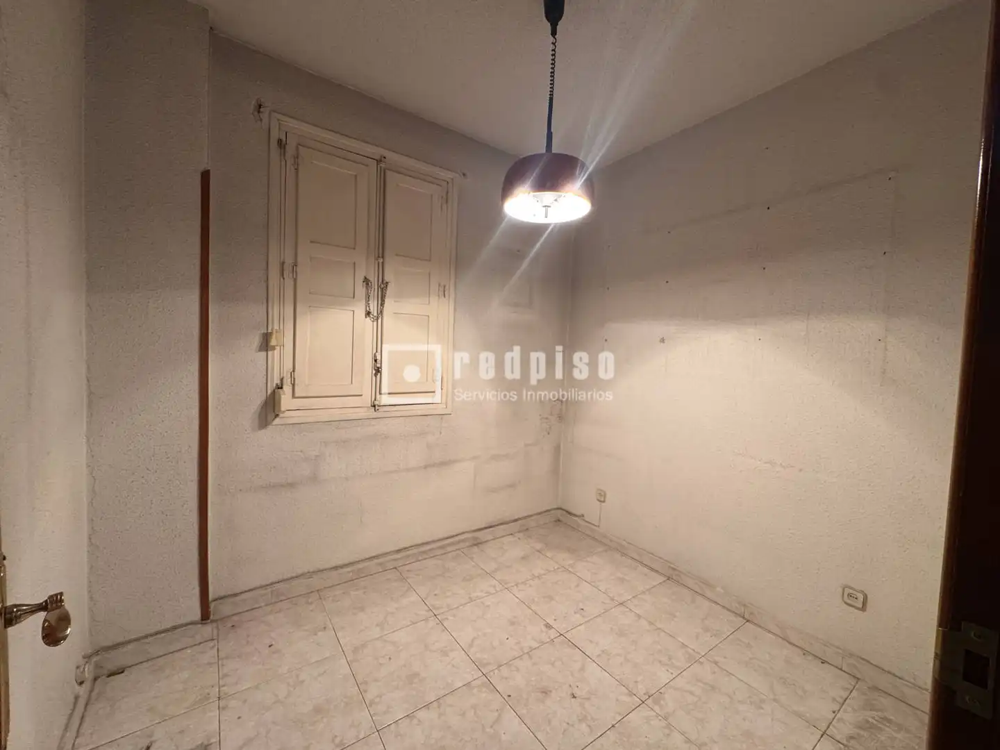 Habitación de Piso en venta en Madrid con Calefacción
