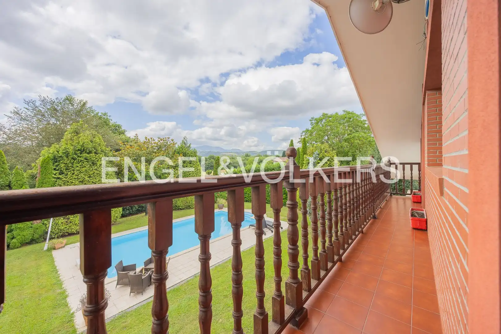 Terraza de Casa o chalet en venta en Loiu con Calefacción, Jardín privado y Trastero