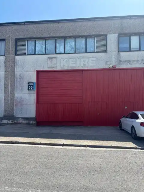 Außenansicht von Fabrikhallen zur Miete in Loiu