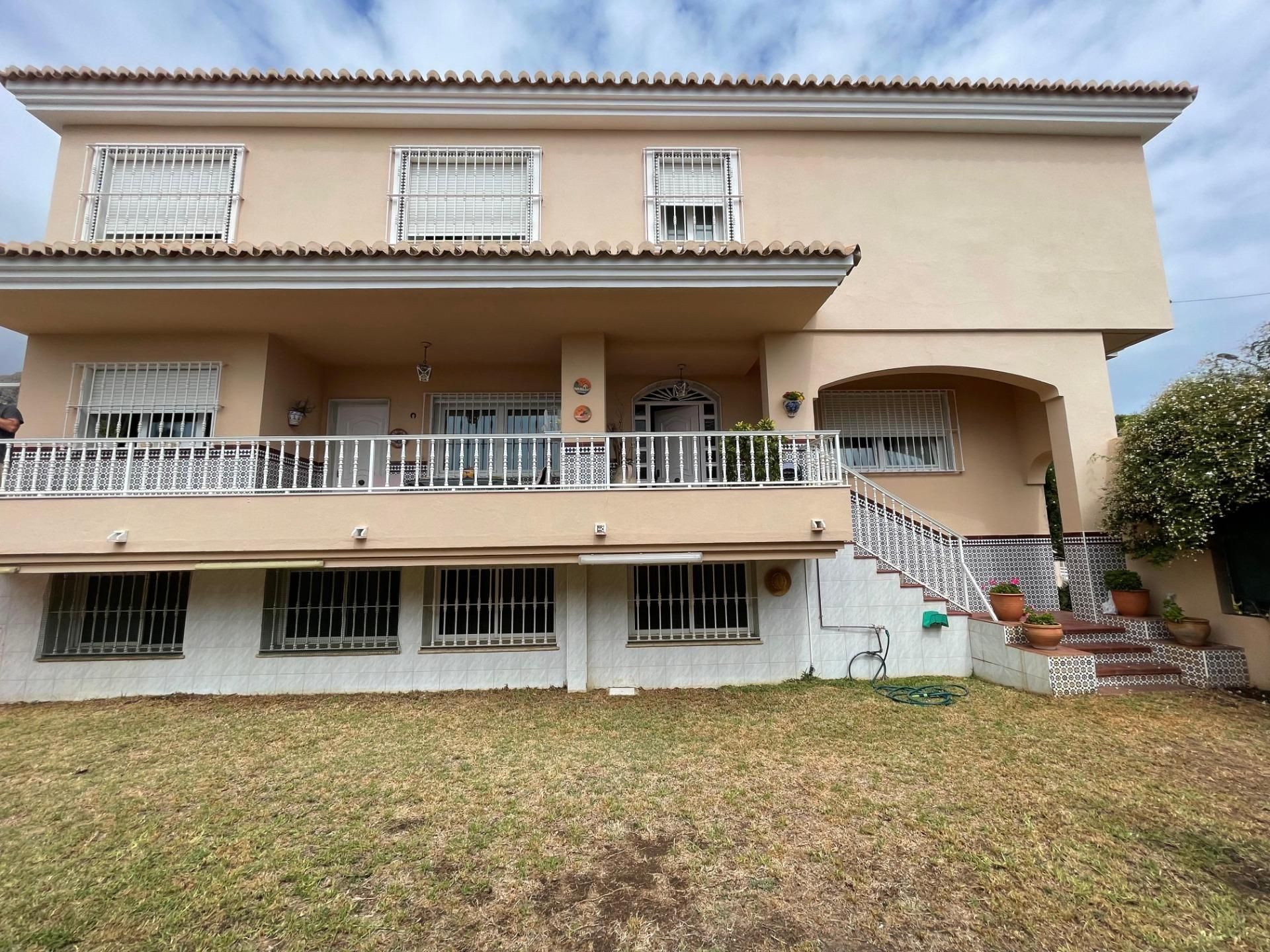 Jardín de Casa adosada en venta en Benalmádena con Balcón