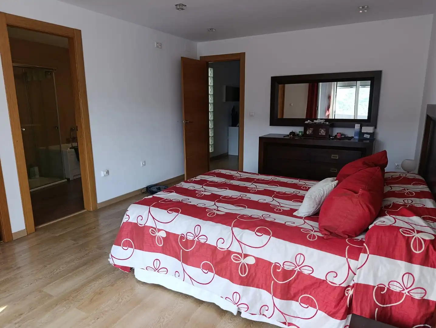 Habitación de Ático en venta en Iznájar con Aire acondicionado, Calefacción y Terraza