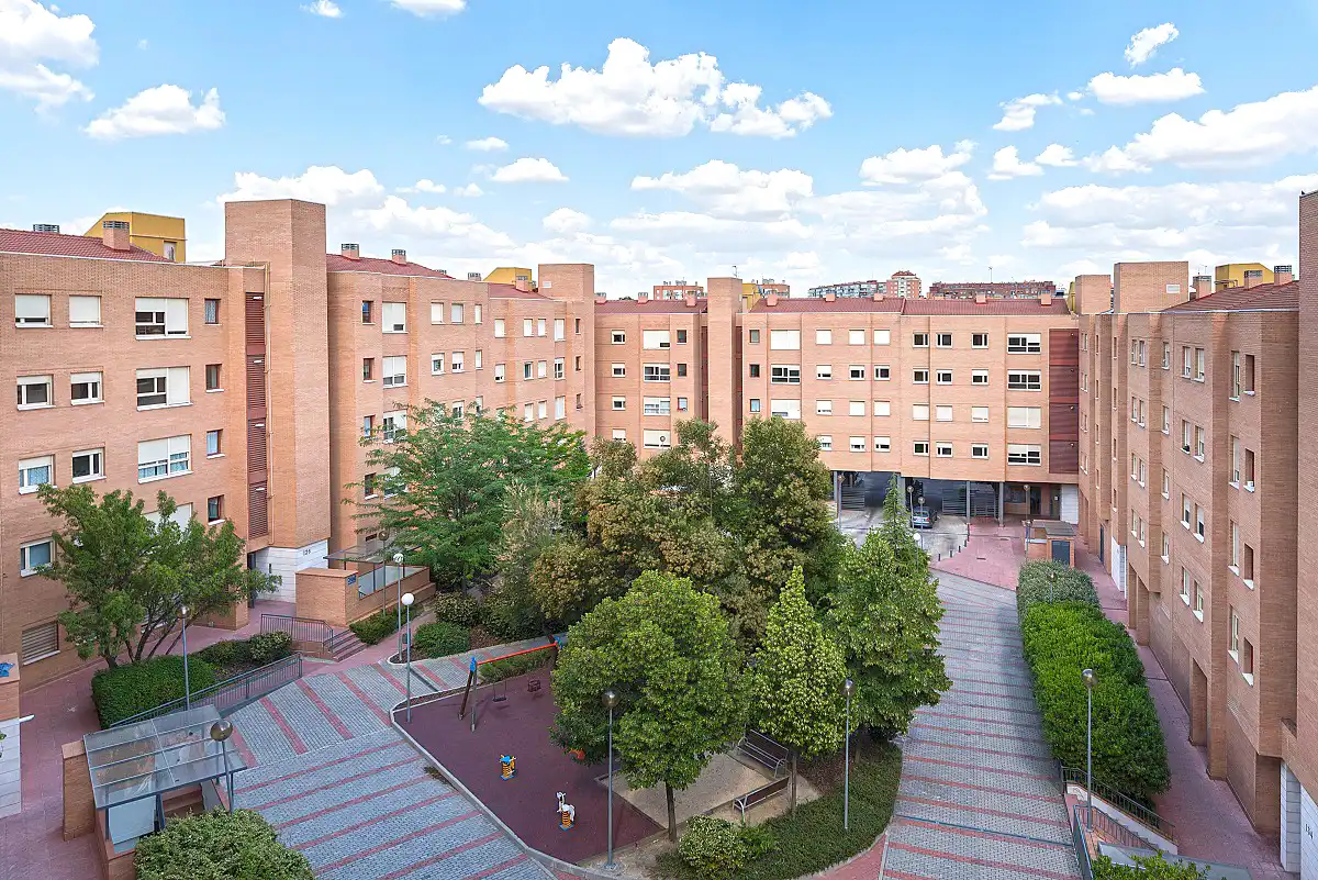 Vista exterior de Pis en venda en Alcorcón amb Parquet