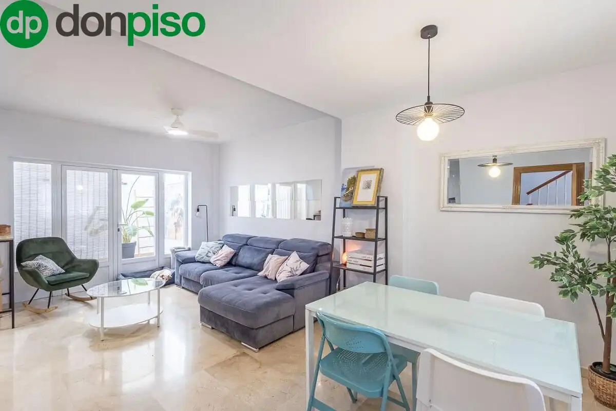 Houses for sale in Calle BADEN POWELL, 13, Barrio de Zaidín