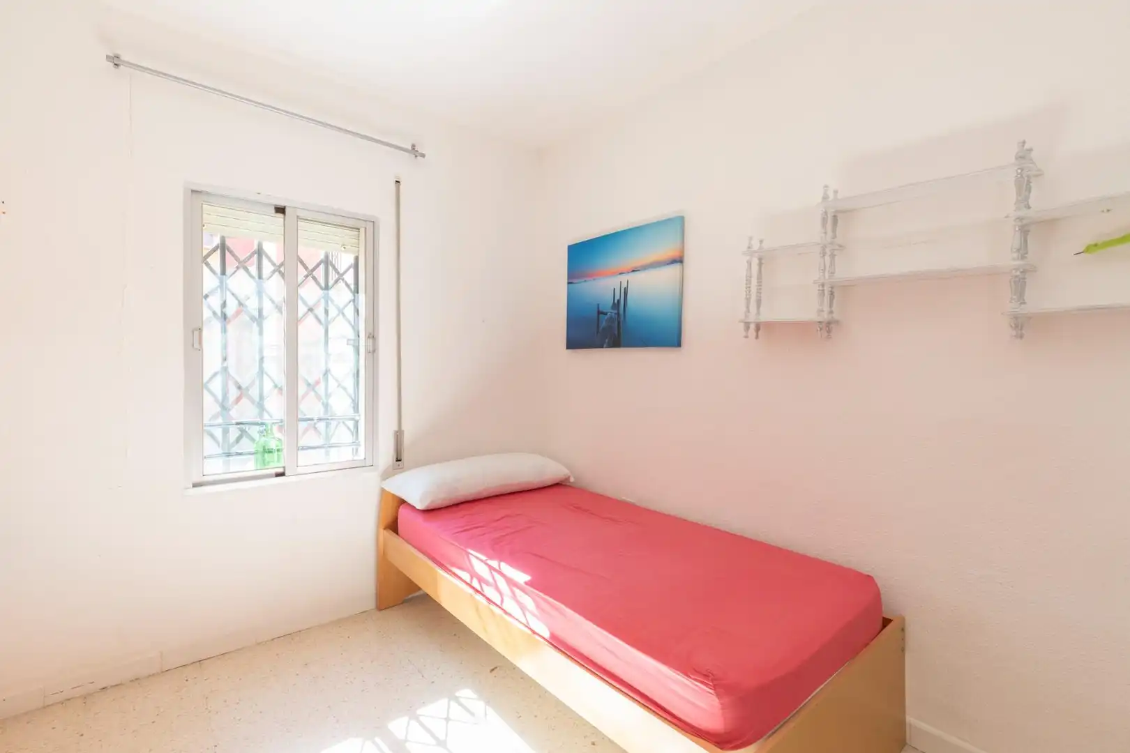 Bedroom of Flat for sale in Granada  with Air Conditioner and Terrace