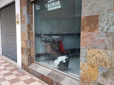 Local comercial en venda a Almussafes