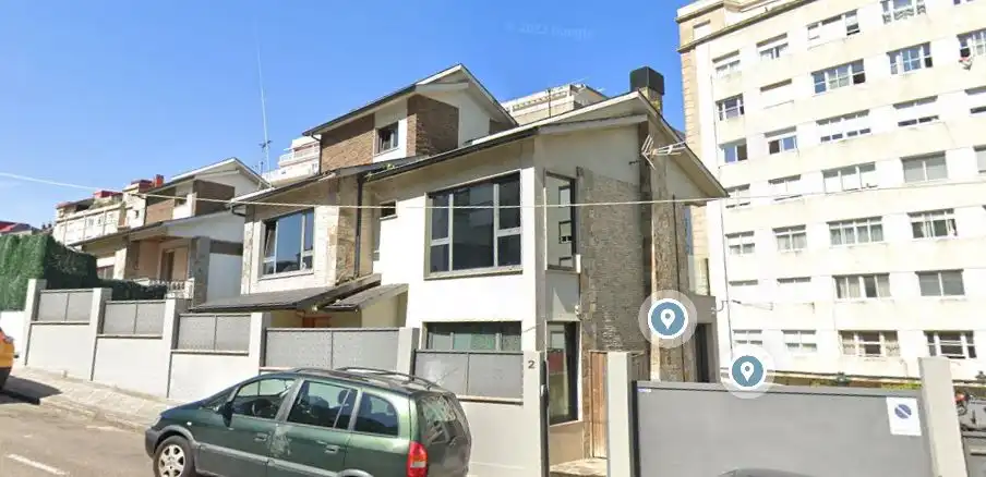Vista exterior de Casa o chalet de alquiler en Vigo  con Jardín privado, Terraza y Alarma