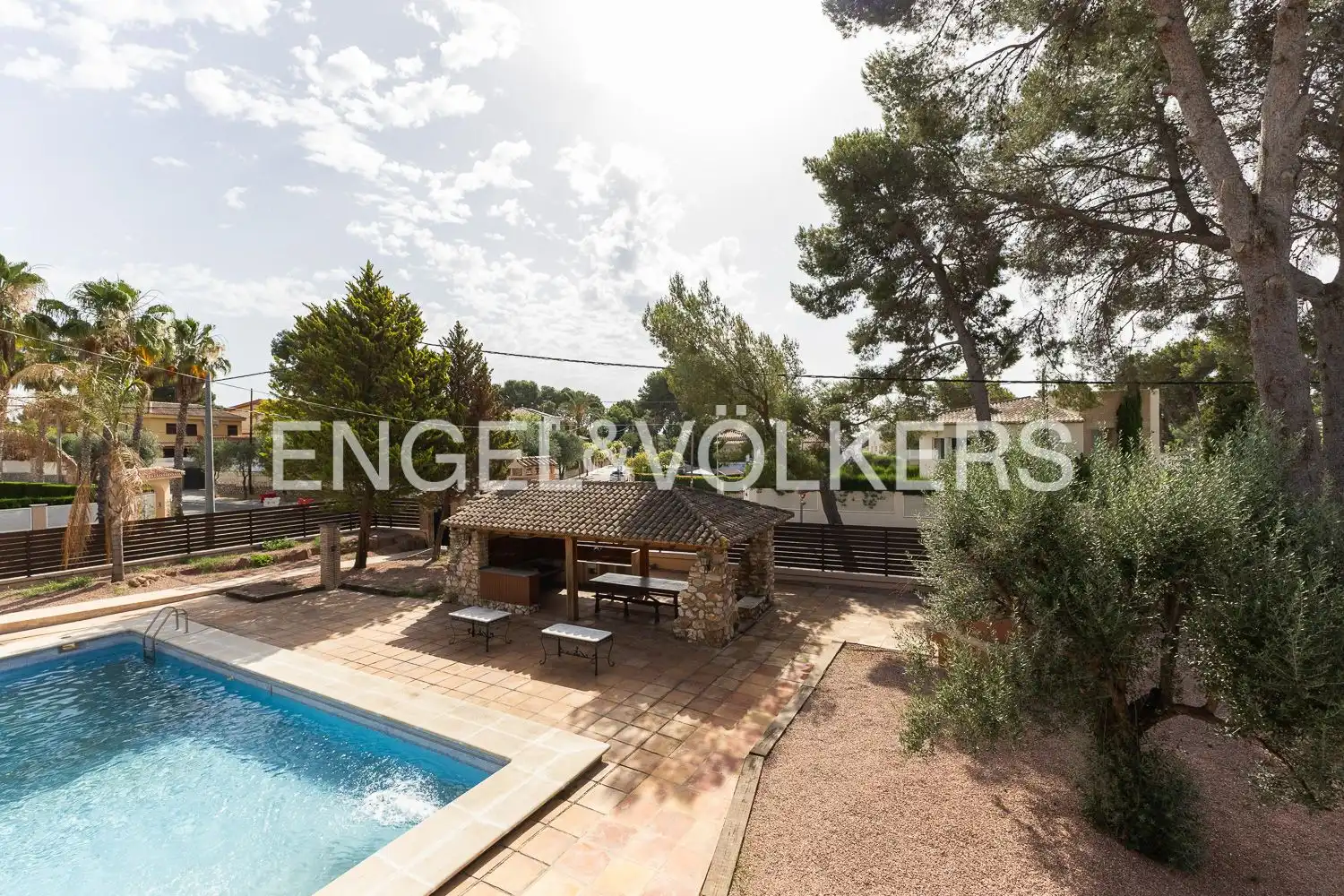 Piscina de Casa o chalet de alquiler en Paterna con Aire acondicionado, Calefacción y Jardín privado
