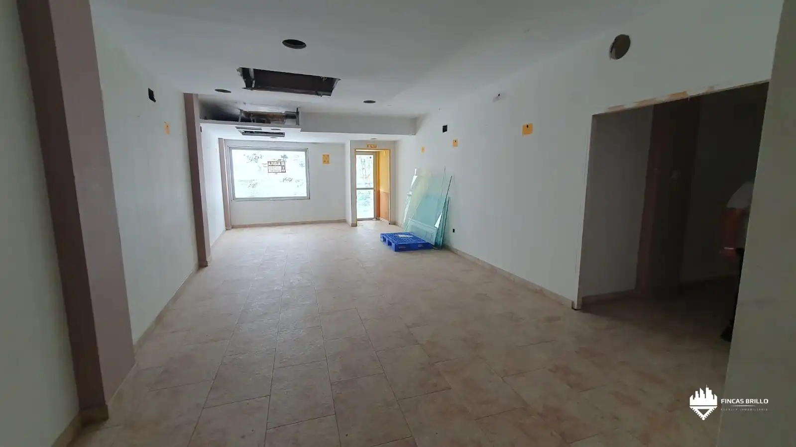Business premises for sale in Avenida de San Blas 36, imagen 5