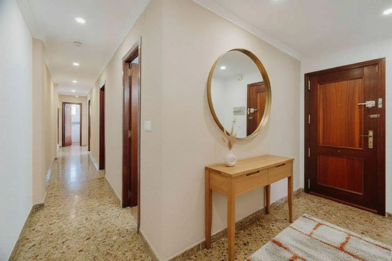 Wohnung zum Verkauf in Alicante / Alacant mit Klimaanlage, Heizung und Terrasse