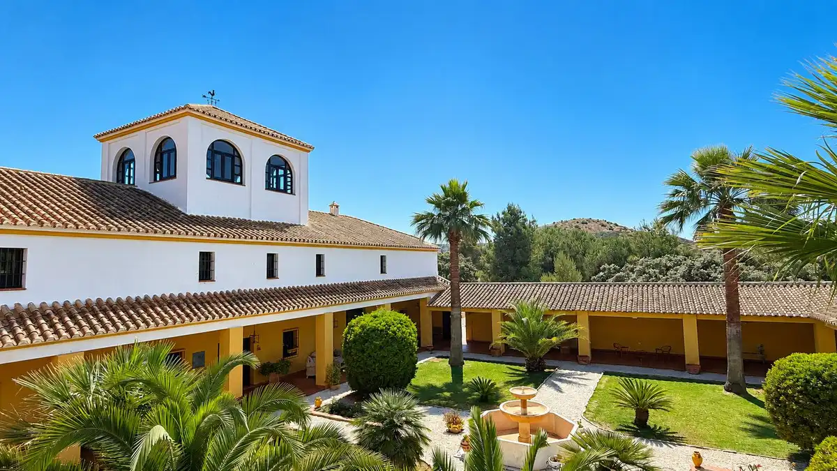 Garden of Commercial properties for sale in Almogía  with Air Conditioner and Terrace