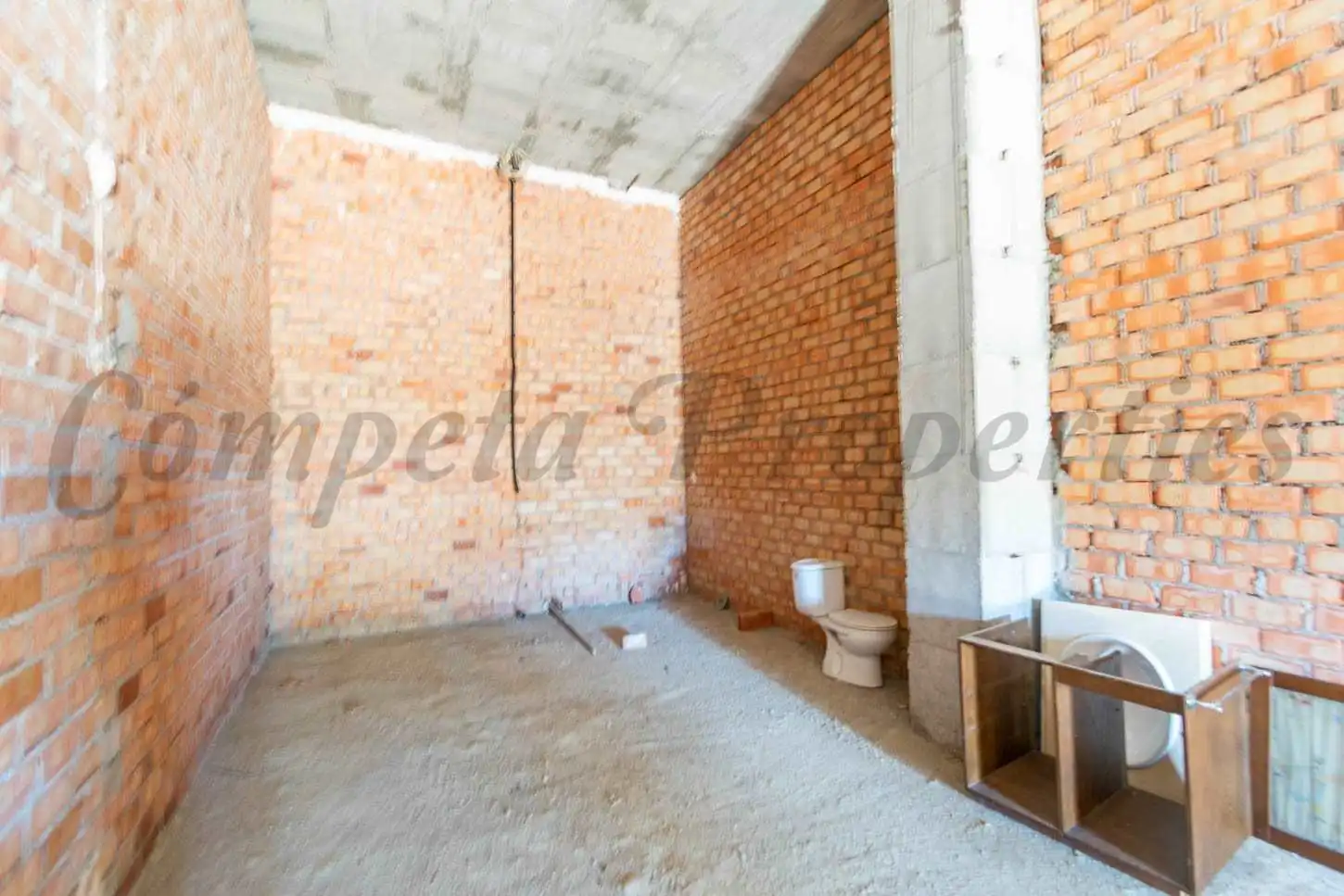 Gewerbefläche zum Verkauf in Urbanización Santa Rosa, imagen 5