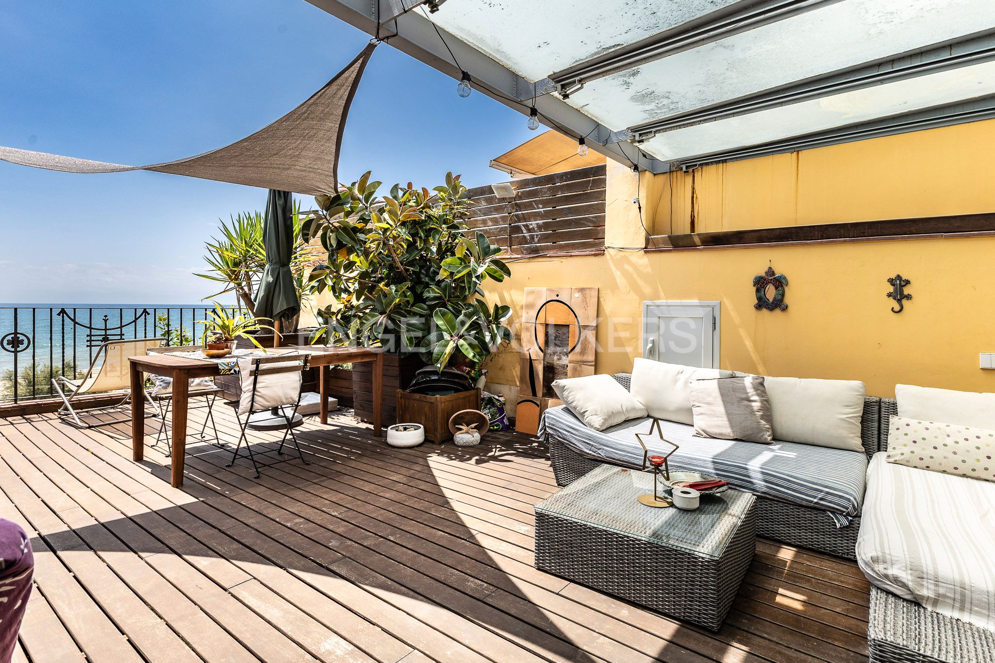 Terraza de Apartamento en venta en El Masnou con Aire acondicionado, Calefacción y Parquet