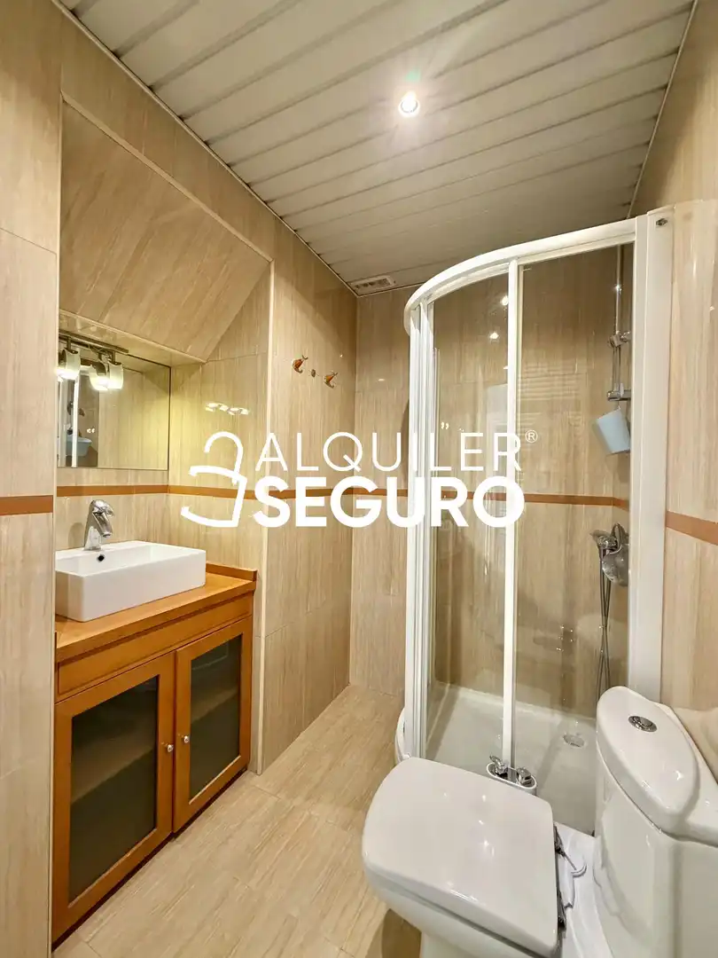 Bathroom of Houses for rent in Las Rozas de Madrid  with Air Conditioner, Heating and Terrace