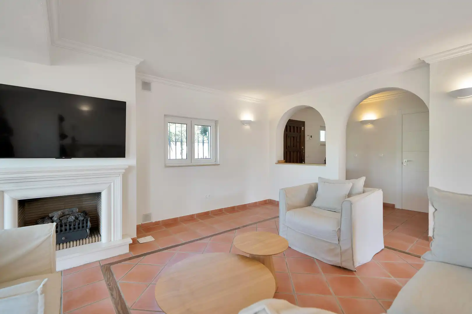 Chalet con terraza en venta en 89 Calle Cuba Alto #Es:1 Planta:00 Pt:01 29693 Est, imagen 2