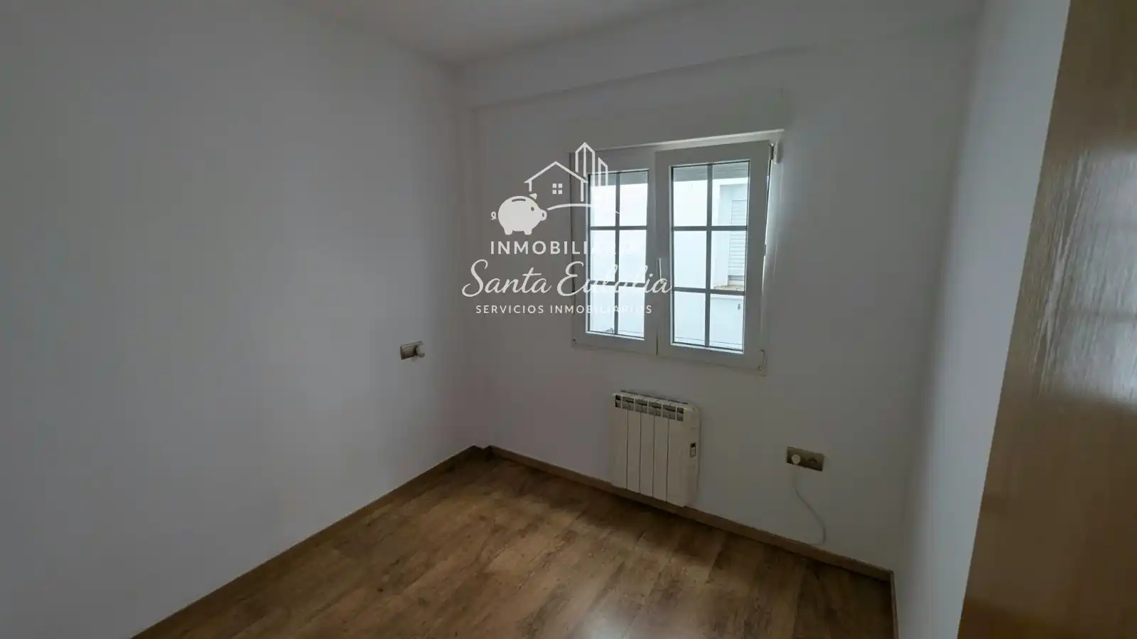 Bedroom of Flat for sale in Sur